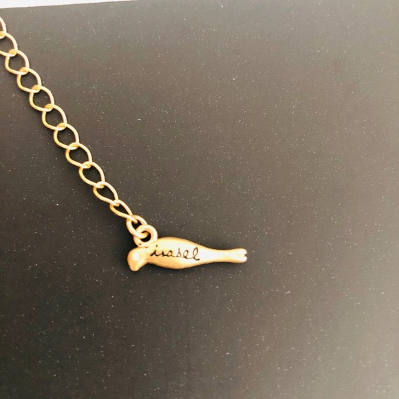 Sea foam colored long strain necklace - Picture 6 of 8